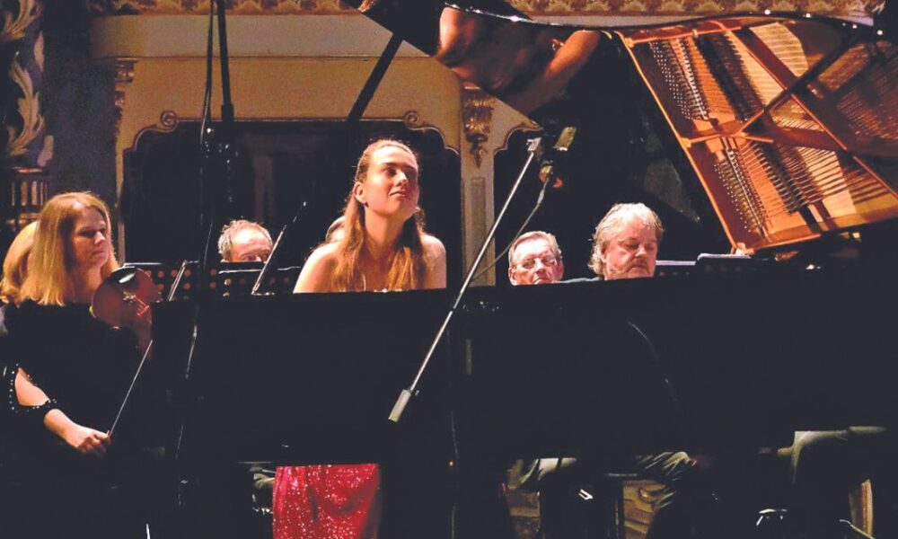 Koncert Petre Akrap u ciklusu Mladi za mlade