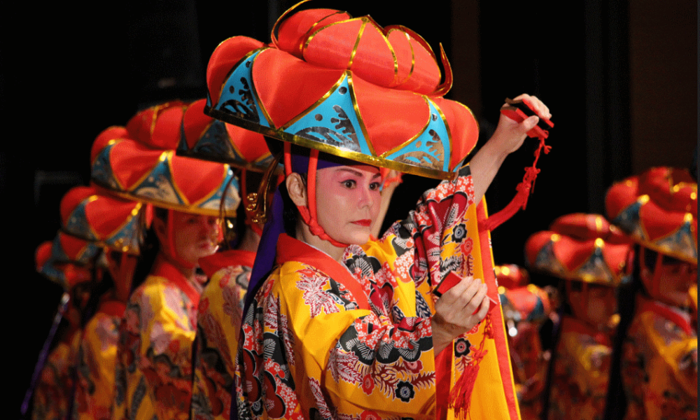 Ryukyu plesna skupina “Izena no Kai”