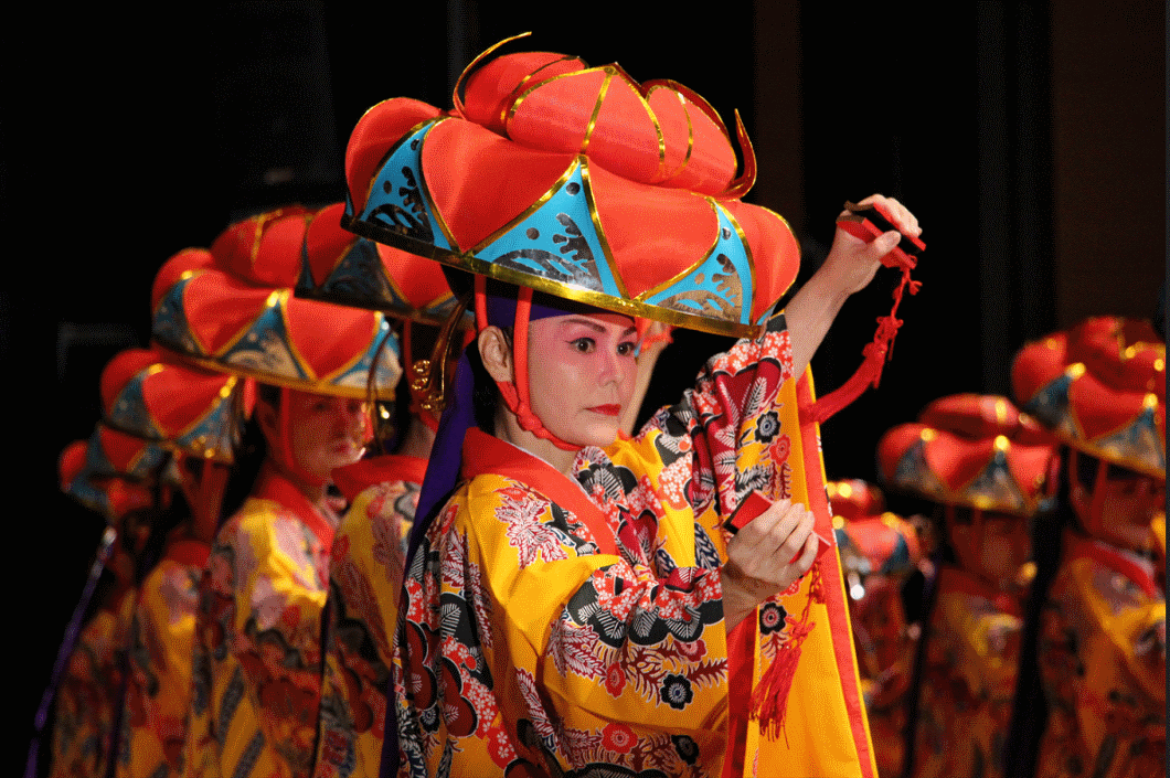 Ryukyu plesna skupina “Izena no Kai”