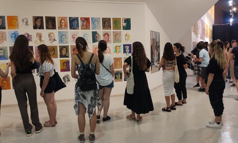 Izložbe u Domu mladih