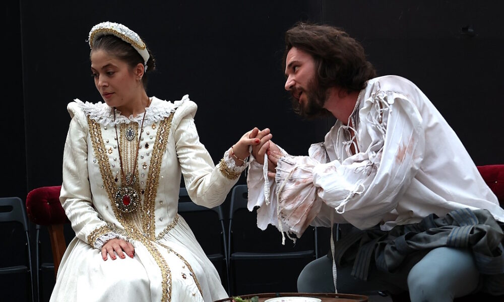 Romanca o tri ljubavi