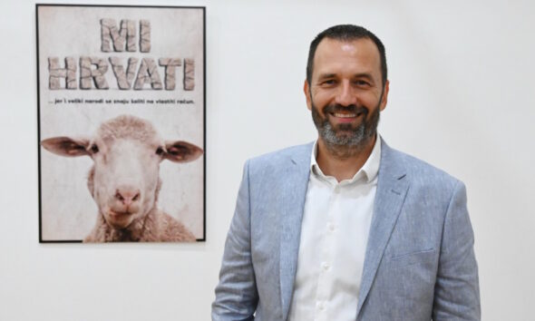 Nik Titanik - Izložba