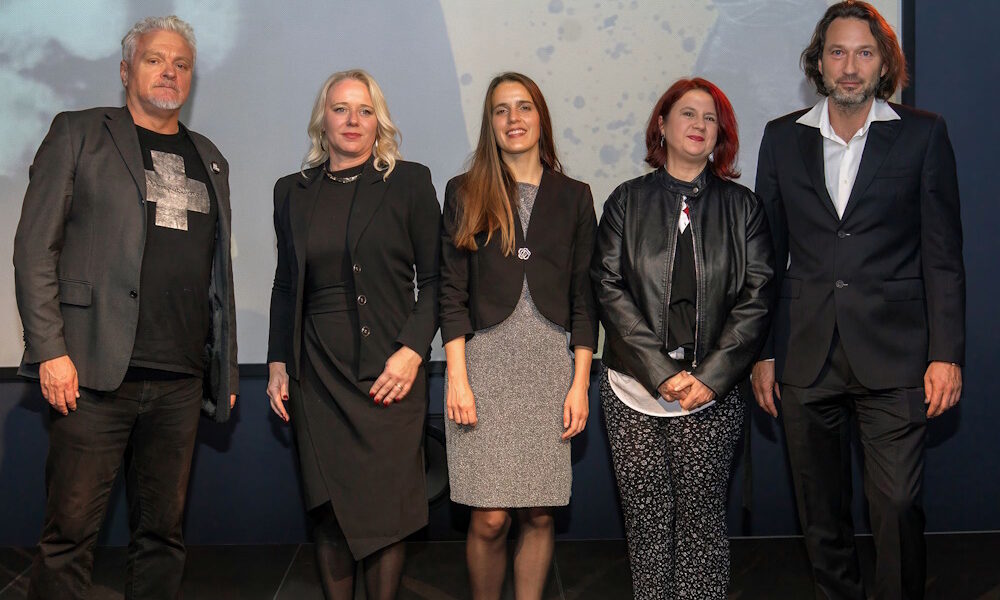 Produkcijski tim; s lijeva na desno - Dražen Majić, Tamara Floričić, Maja Ivić, Anita Jovanov i Goran Legović