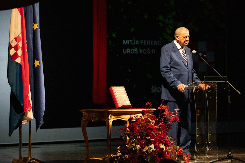 Predsjednik Upravog odbora Skolske knjige dr. sc. Ante Zuzul