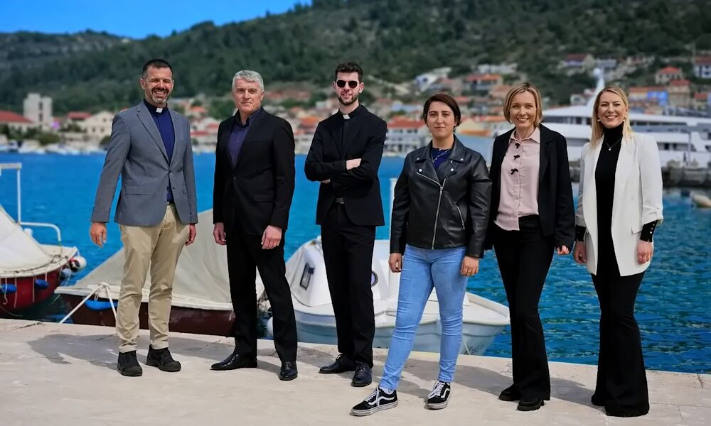 Zajedno, Vela Luka - Sunce Što Drukčije Grije