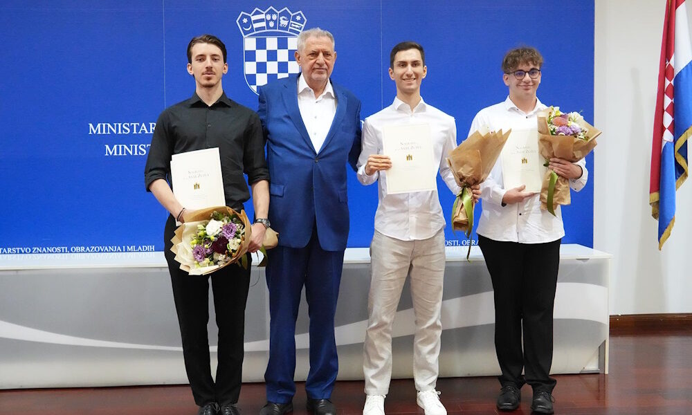 1 Fran Djurkan, dr. sc. Ante Zuzul, Mislav Dujak i Leopold Futivic